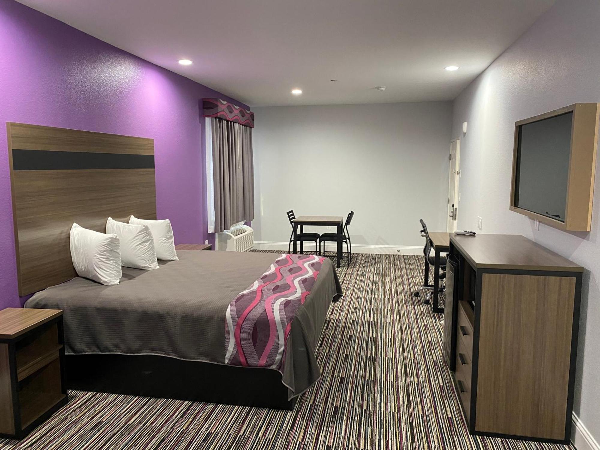 Palace Inn Crosby 외부 사진